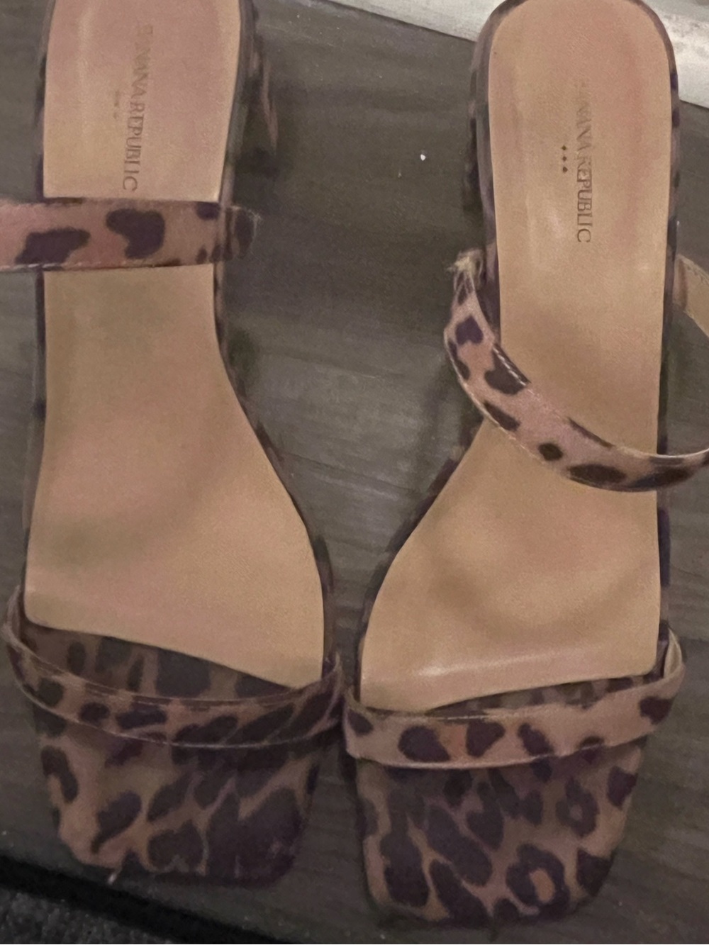 Banana republic slip-on slides Leopard Print Block Heel Sandals Brown 8.5 - Picture 4 of 5